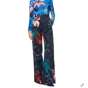 The Kit brand Size 6 Leigh Trousers, upstate florals print, new never worn